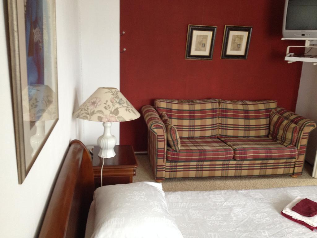B&B De Tred Sneek Luaran gambar